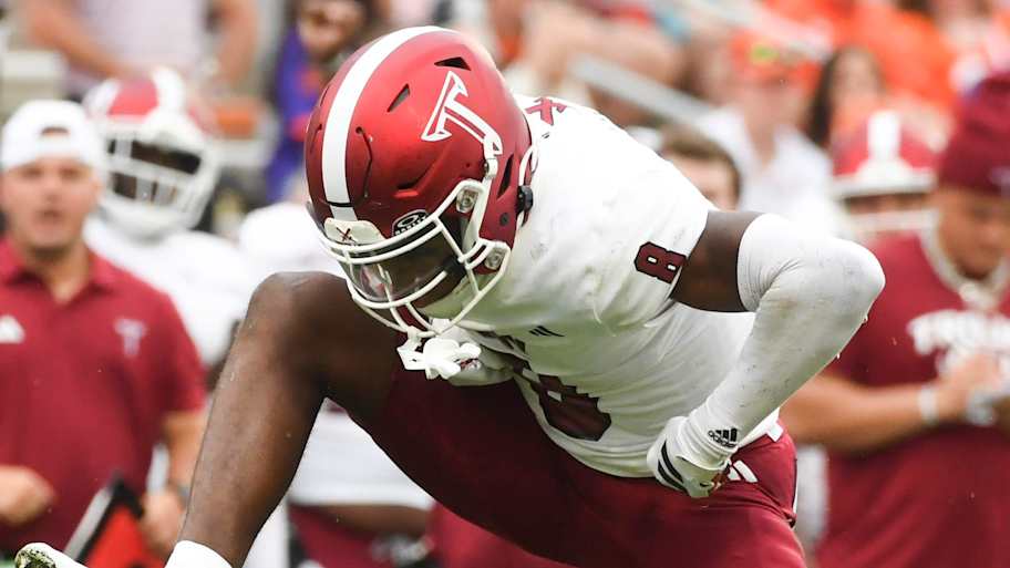 Top 10 all-conference cornerback enters college football transfer portal