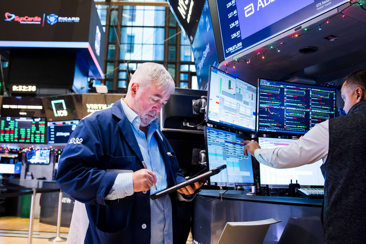 2 News Article Image These stocks are today’s movers: Netflix, AMD, Alcoa, Madison Air, NiSource, and more