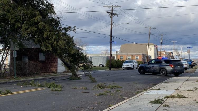 Wind gusts leave thousands without power across central Pennsylvania