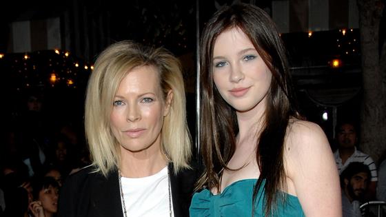 Alec Baldwin's daughter Ireland shares rare pic with mom Kim Basinger