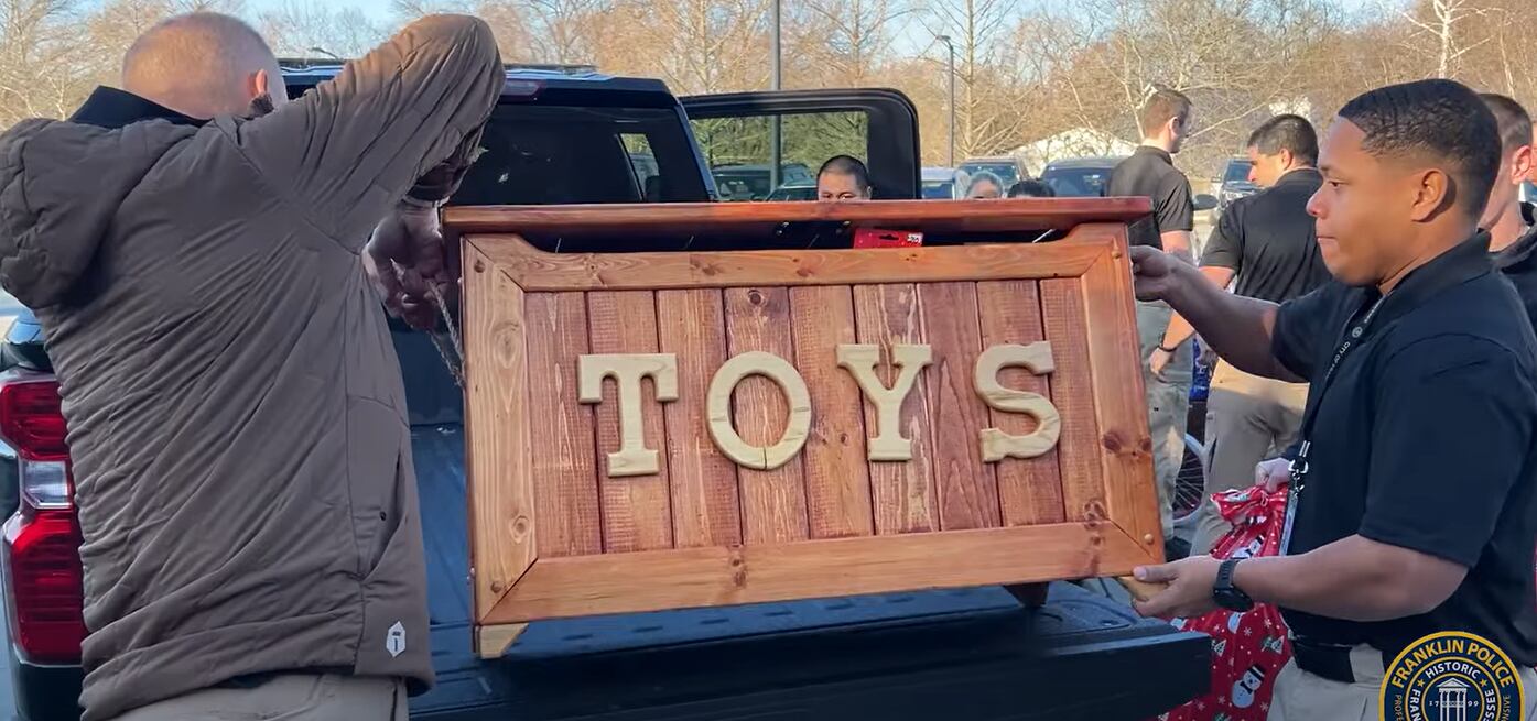 Franklin police celebrate 'most generous and impactful' toy drive in ...