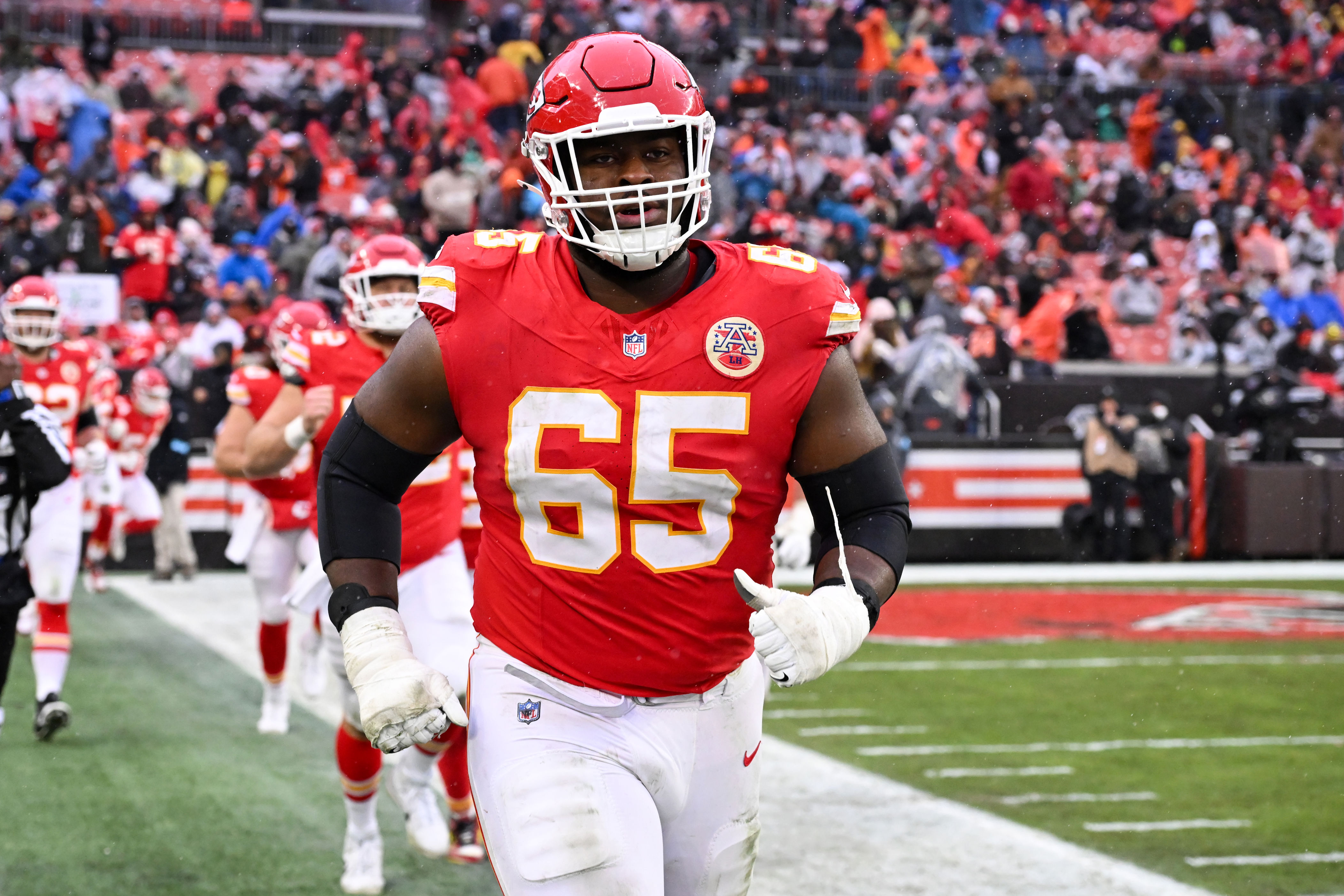 Chiefs-Titans Week 16 Friday injury report: 7 players out, 2 back<br><br>