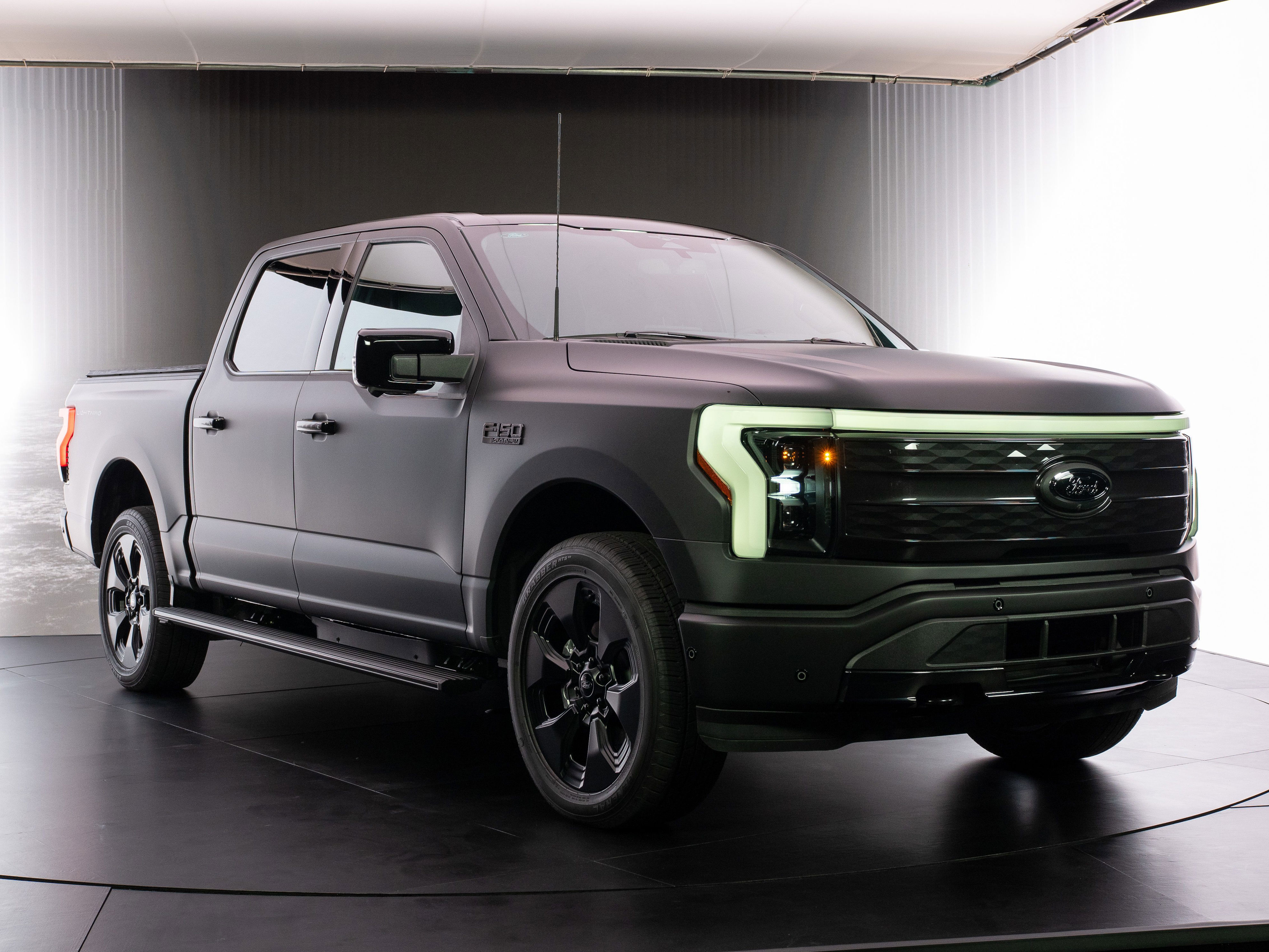 Ford’s upcoming F-150 Lightning will still be electric, but you’ll need ...
