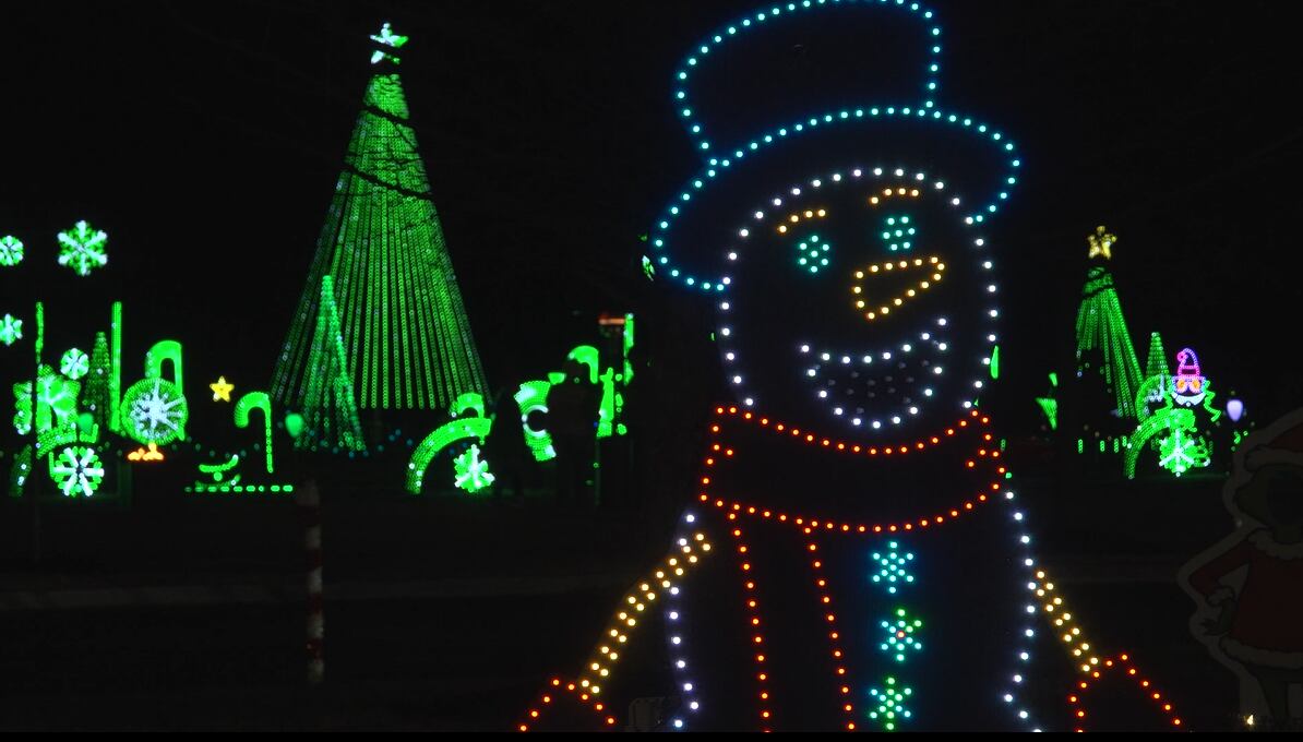 Stumpy’s holiday spectacular spreads joy to the Knoxville community