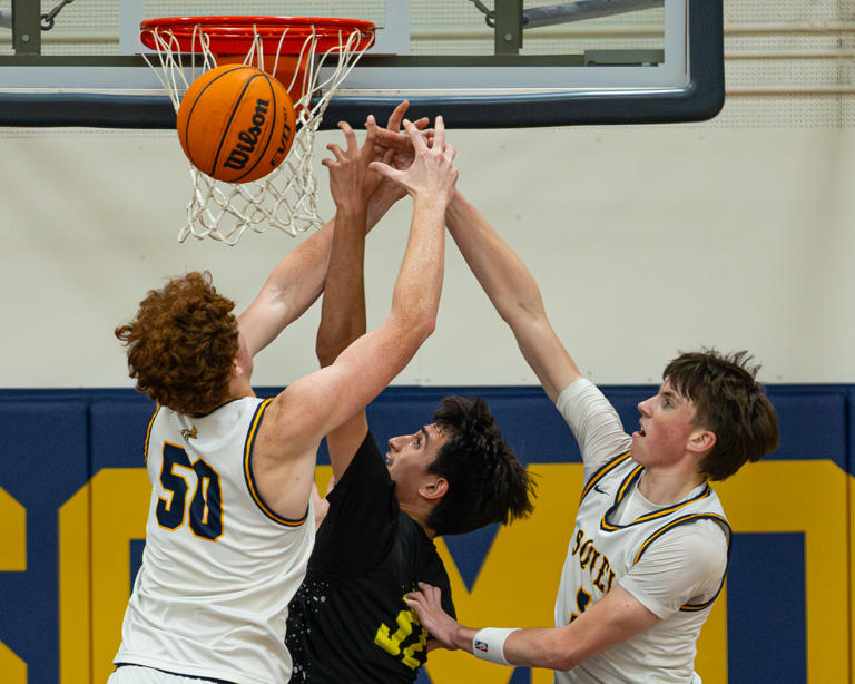 Soquel boys basketball races past Watsonville with fast start | Local ...