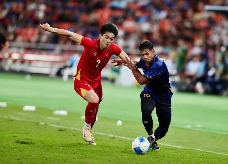 Báo chí Thái Lan thừa nhận bóng đá Việt Nam đã rất mạnh