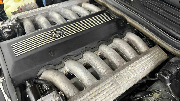 How does your car’s catalytic converter work and why on earth would ...