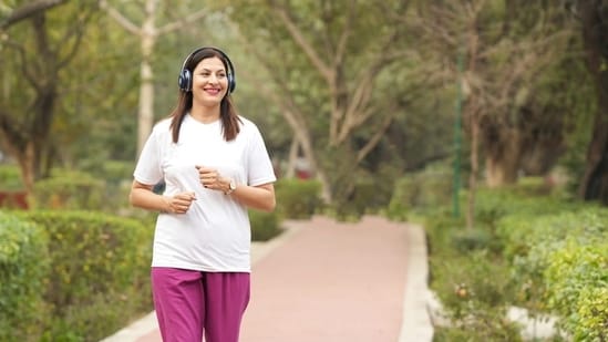 Are you walking correctly? Pune orthopaedic surgeon reveals 5 mistakes ...