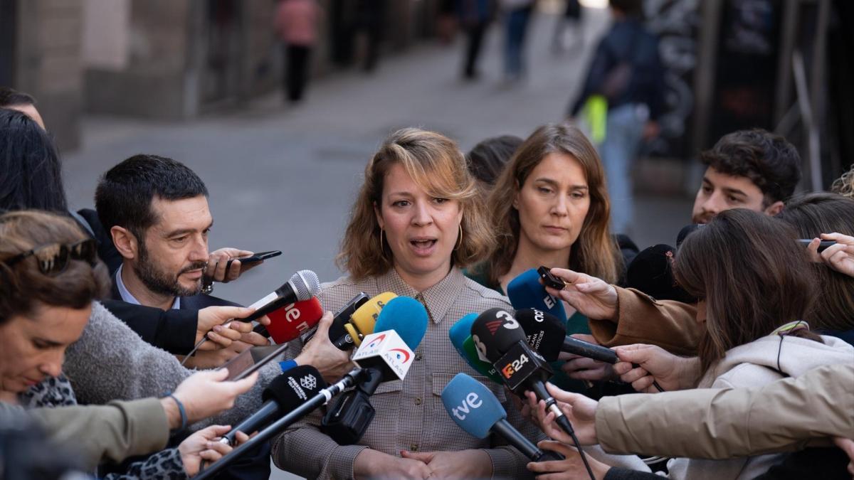 La mano derecha de Colau ficha por una red global para exportar el ...