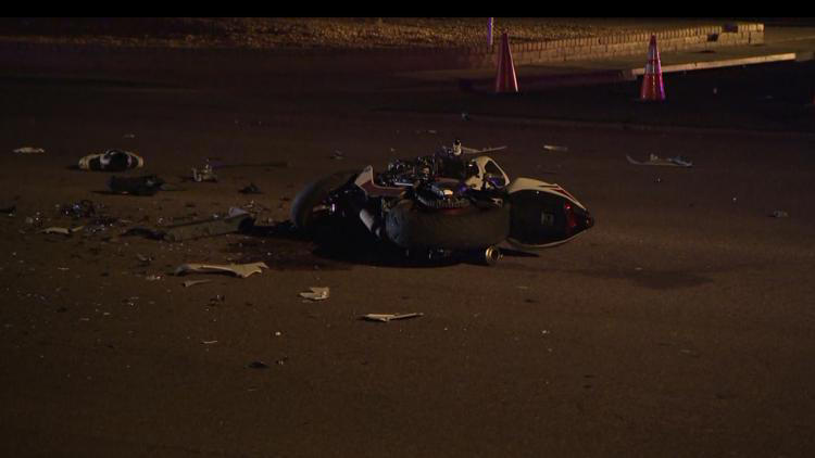 Police: Motorcyclist seriously injured in Glendale crash