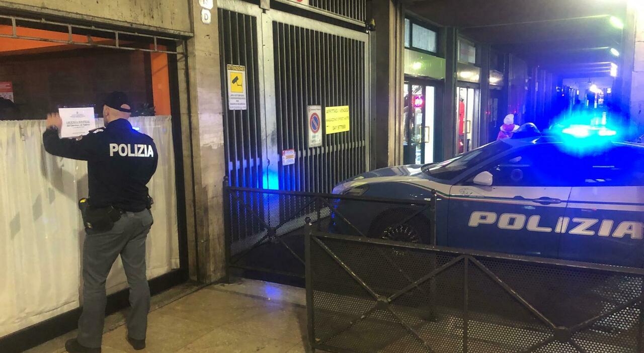 Rissa tra clienti per la partita al videopoker: pugni, bottigliate e ...