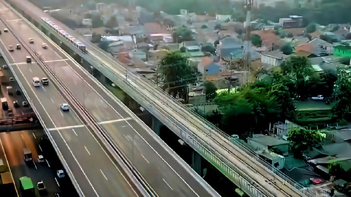 Peningkatan volume kendaraan di Tol Layang MBZ