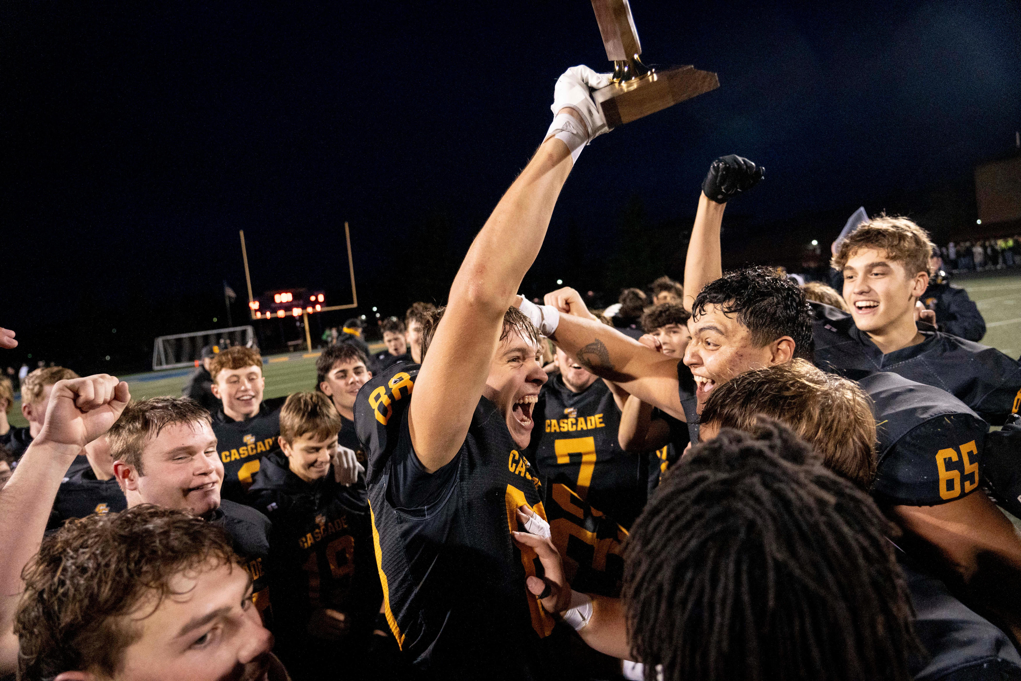 Which Salem-Keizer area football players earned all-state honors?