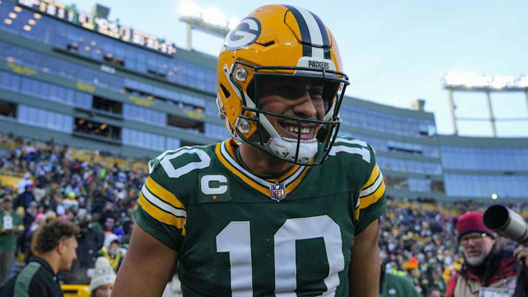 Bears vs. Packers: Three bold predictions for Saturday’s battle atop ...