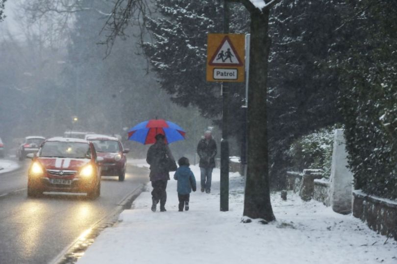 UK snow bomb widened out to 27 counties from initial 11