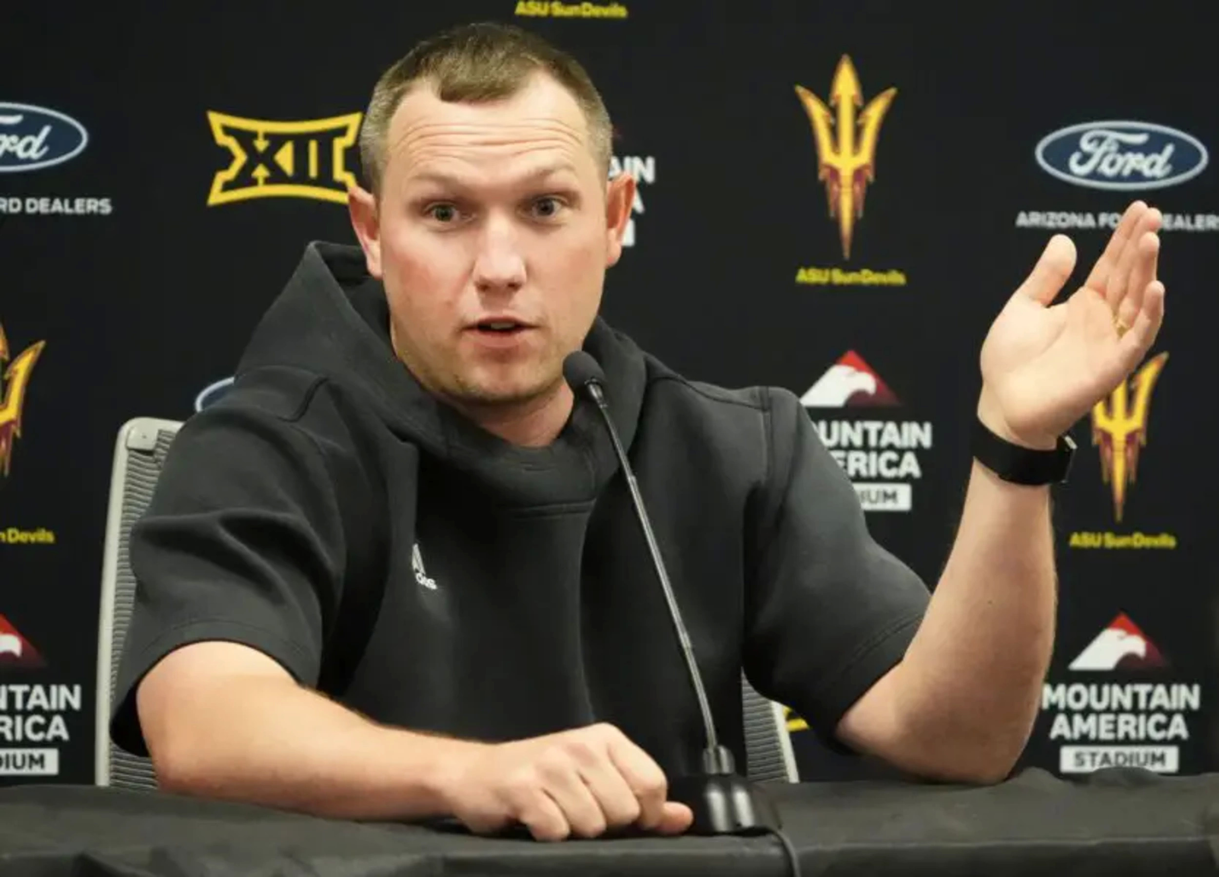 Kenny Dillingham turns down Michigan Wolverines job, signs extension with Arizona State<br><br>
