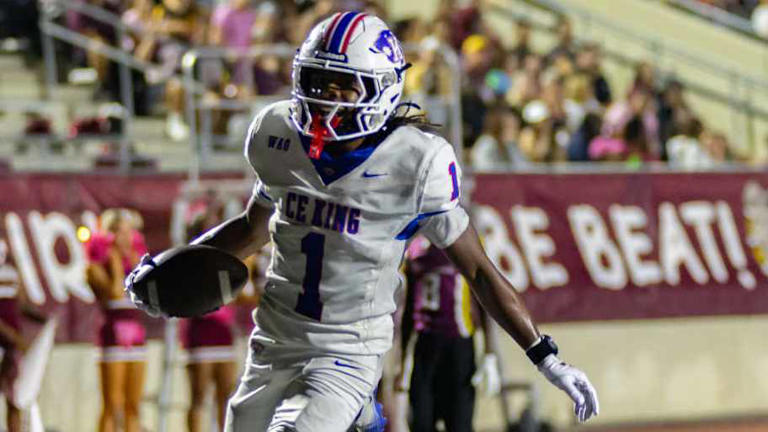 Houston CE King vs. DeSoto: Live score updates of Texas high school ...