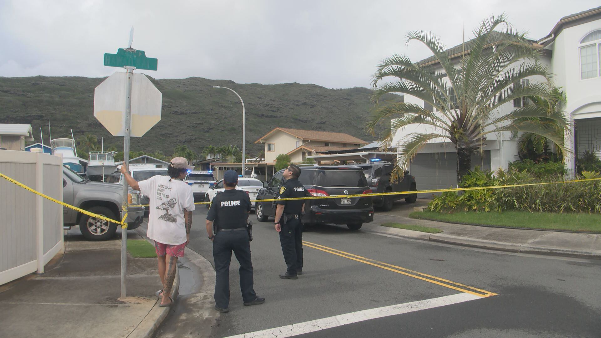 Woman found dead in her Hawaii Kai home; her son is one of the murder ...