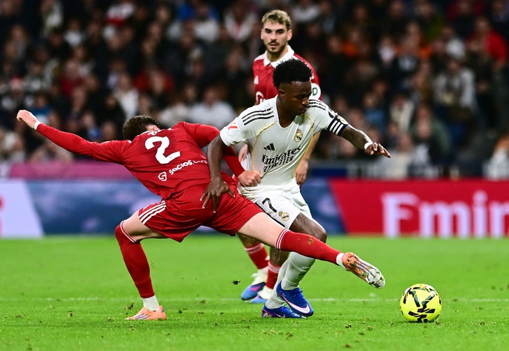 Vinicius xóa ảnh đại diện có hình Real Madrid