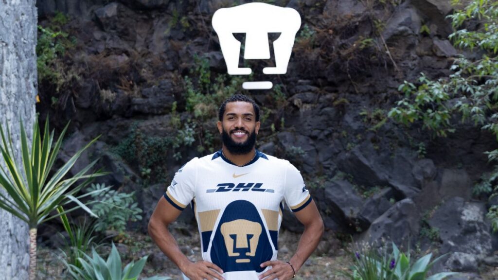 Juninho llega a la Liga MX para reforzar a Pumas | @PumasMX