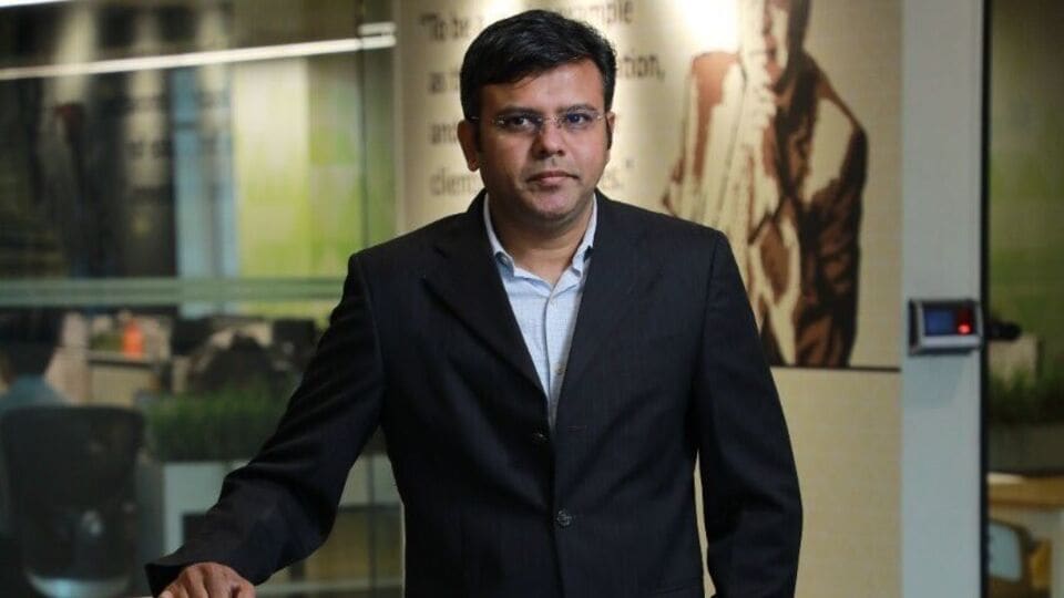 Buy or sell: Ganesh Dongre of Anand Rathi recommends three stocks to buy on Monday