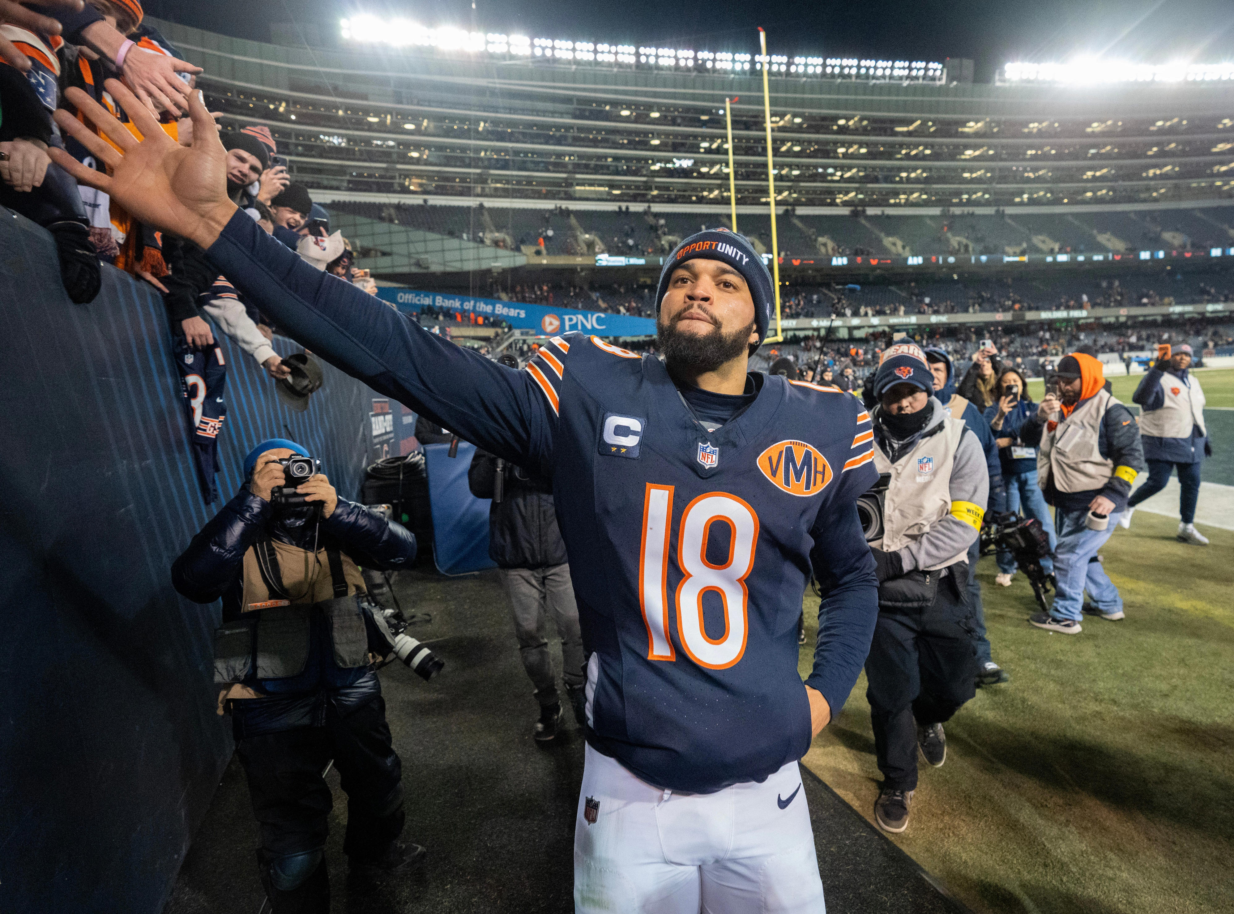 Caleb Williams explains why he took celebratory lap at Soldier Field
