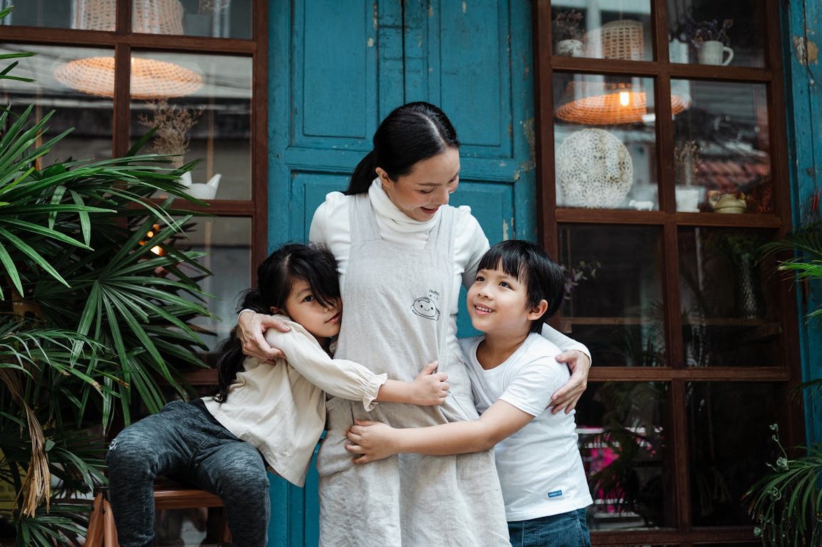 Perayaan Hari Ibu di 7 Negara Ini Berbeda dan Unik