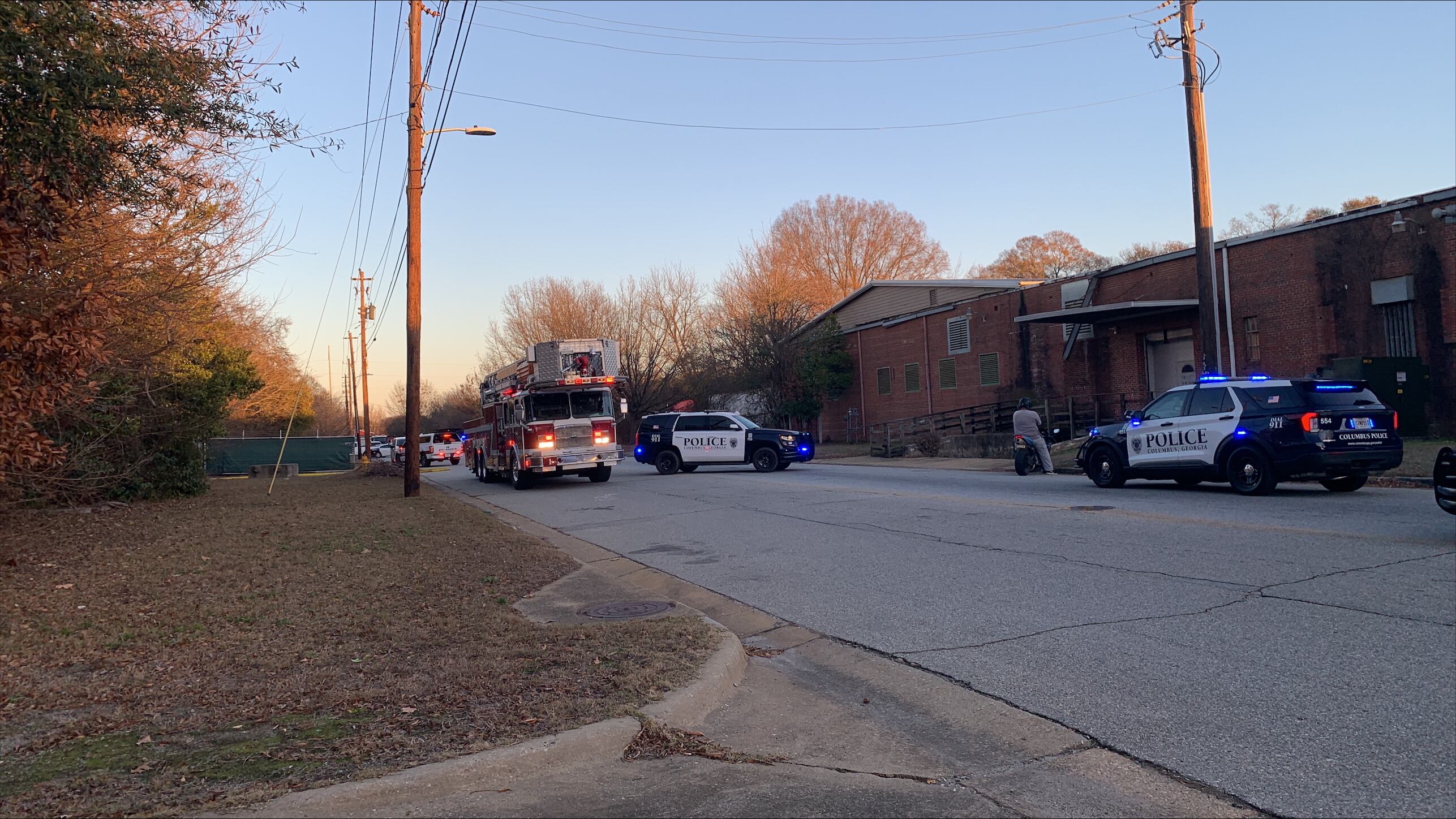 Fire crews respond to multiple car fires in Columbus