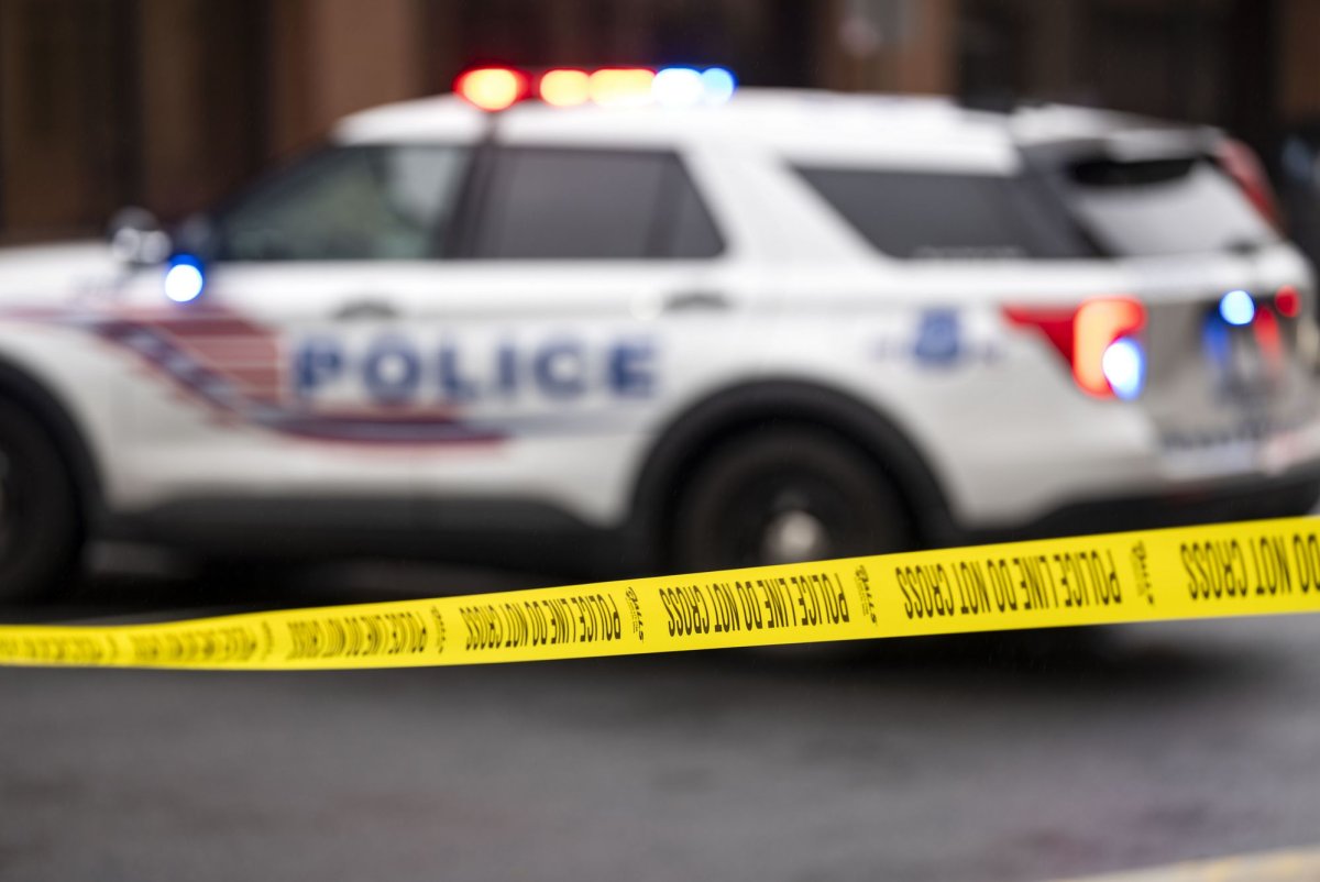 3 officers, 1 other shot in Rochester, NY.; suspect killed<br><br>