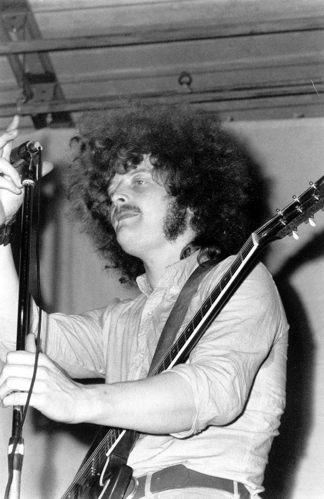 Iconic 60s rock star dead at 82