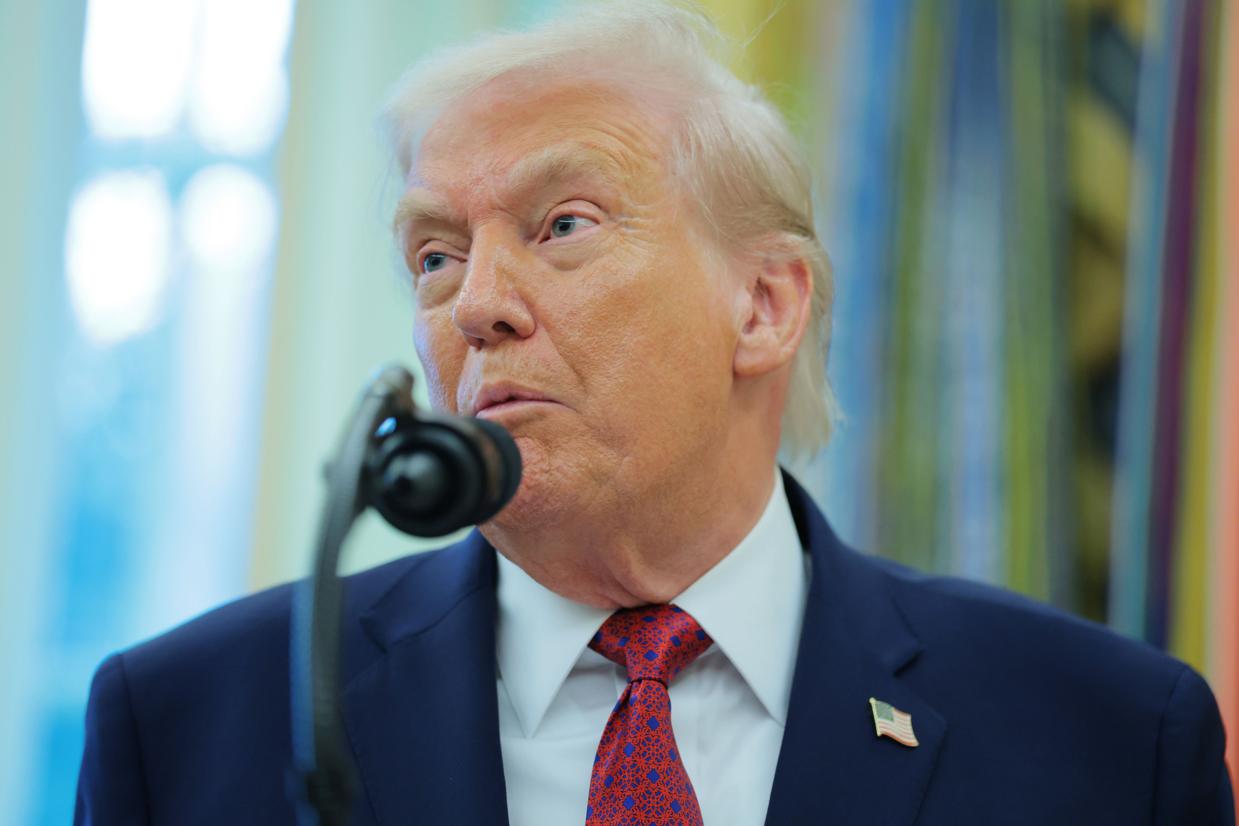 Donald Trump’s approval rating flips with least educated Americans<br><br>