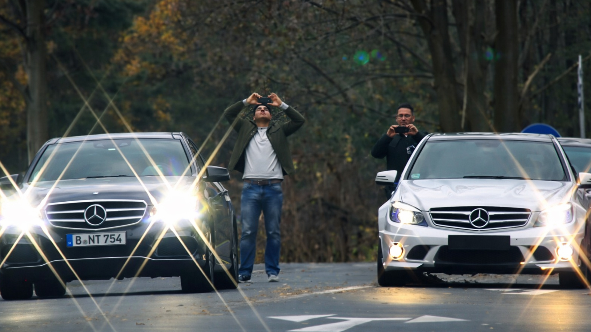 Which Mercedes accelerates faster in this race?
