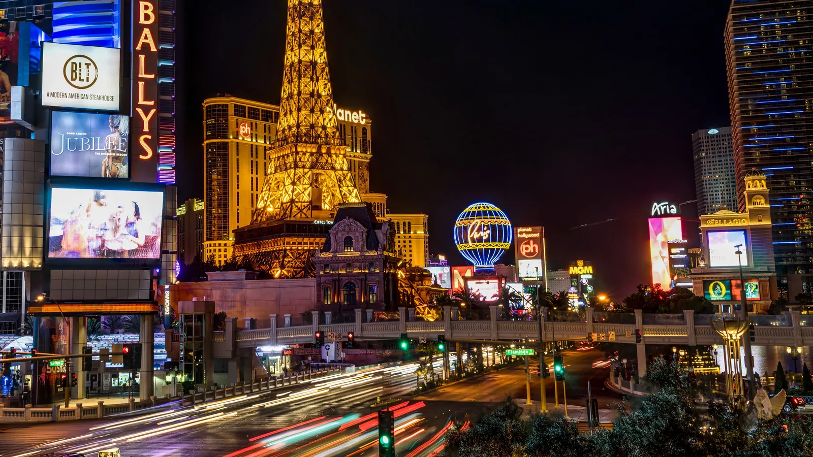 12 things to do in Las Vegas that have nothing to do with casinos