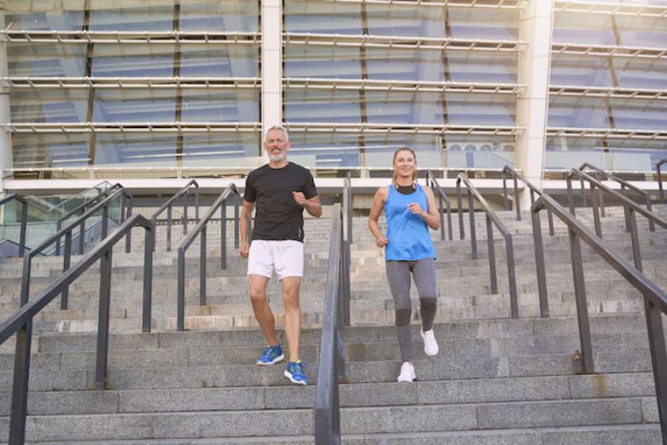 Masih Bisa Lakukan 8 Aktivitas Fisik di Usia 70? Anda Lebih Sehat dari yang 20 Tahun Lebih Muda