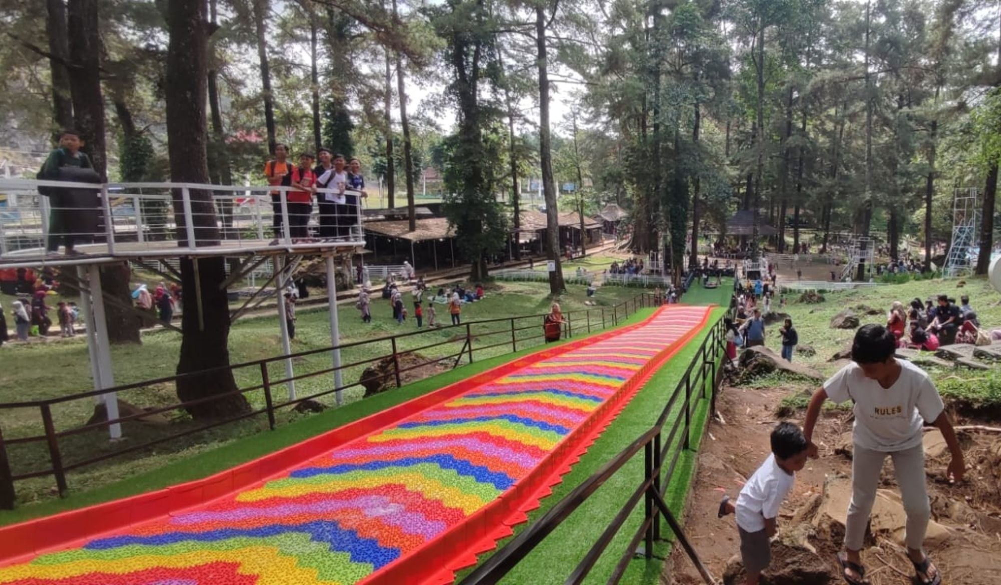 Wisata: Harga Tiket dan Wahana Terbaru Woodland Kuningan Saat Libur Nataru