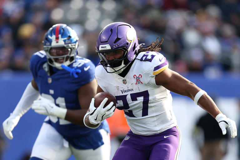 Jordan Mason injury update: Vikings QB hurts ankle vs. Giants