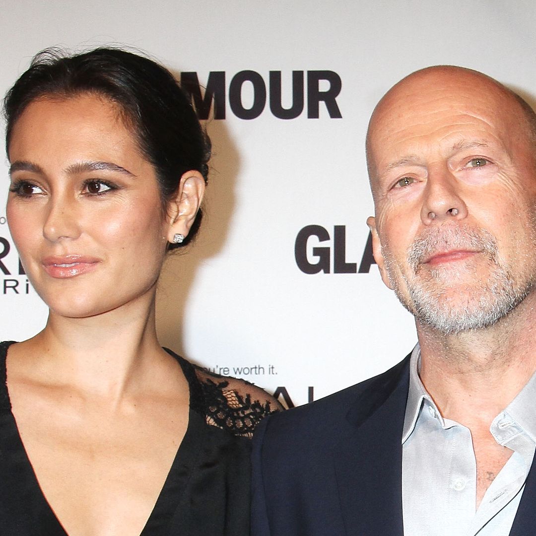 Bruce Willis' wife Emma Heming shares unseen footage from early days(00)