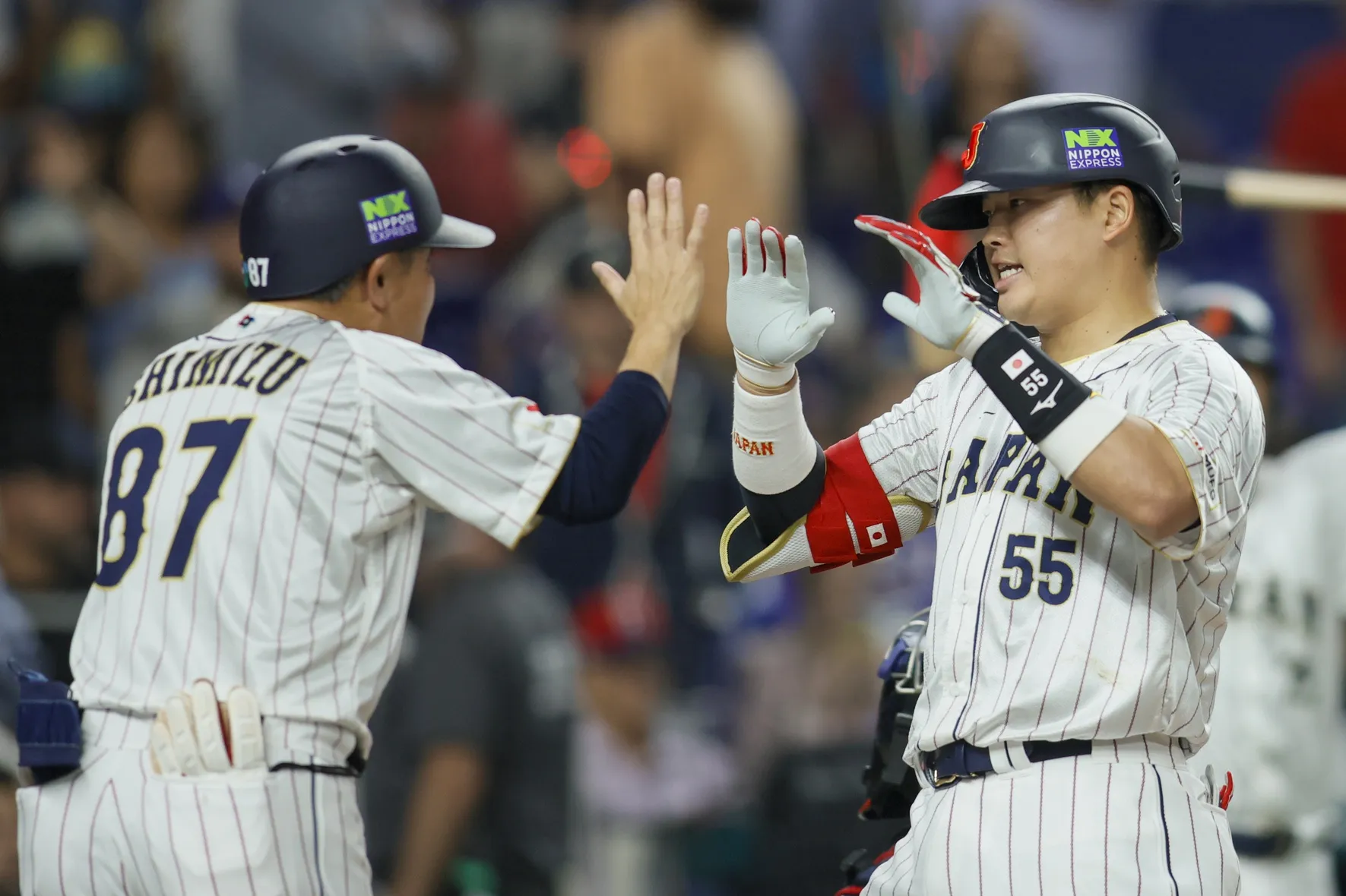 White Sox sign Japanese slugger Munetaka Murakami to two-year deal<br>
