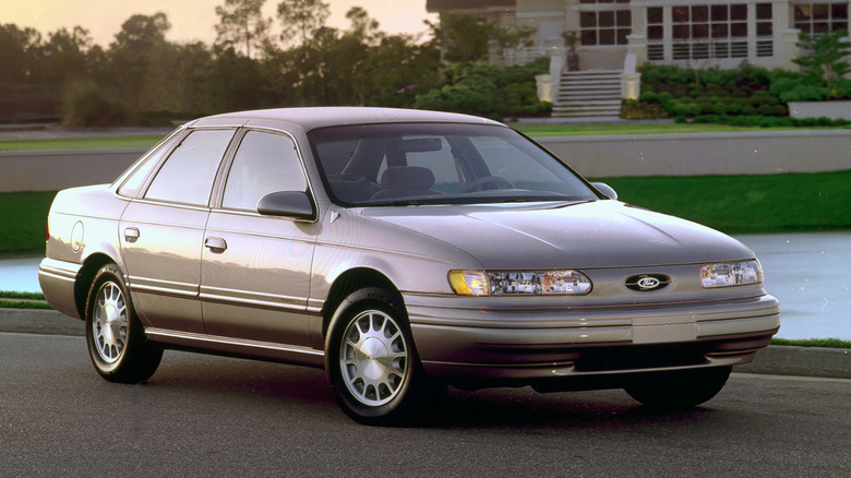 Not Honda, not Toyota: This was the best-selling car of 1995