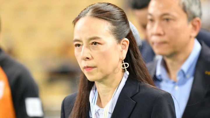 Bóng đá Thái Lan thua bẽ bàng ở SEA Games, truyền thông đòi Madam Pang xin lỗi