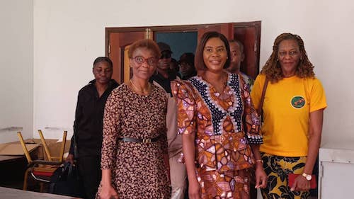 Oyem : la Première Dame Zita Oligui Nguema au cœur du Village de Noël