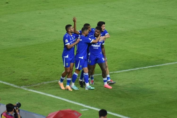 Ramon Tanque Meledak di GBLA! Persib Kembali Menang Usai Kalahkan Bhayangkara FC 2-0