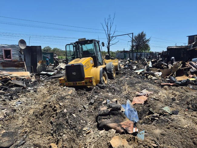 Severe fires in the Western Cape lead to property destruction and ...
