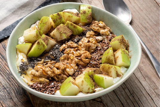BOWL OF FRUIT AND OATS | Source: GETTY