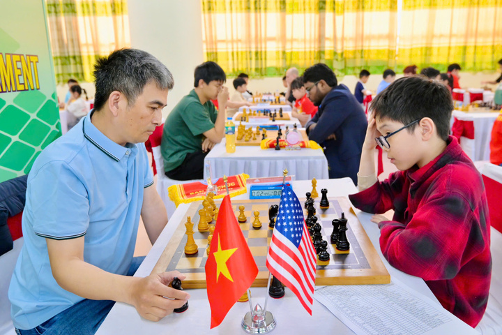 Kỳ thủ Việt Nam vô địch SEA Games 33 so tài cao thủ cờ vua 8 nước