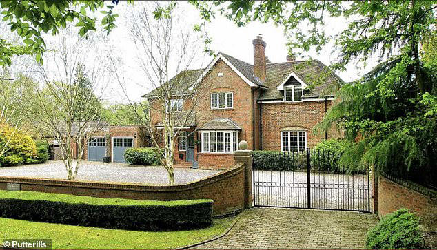 Woman ordered to rip down giant Harry Potter tree house at £1.2m ...