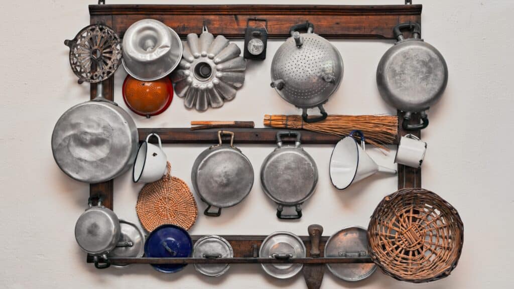 25 kitchen items every family owned but rarely used