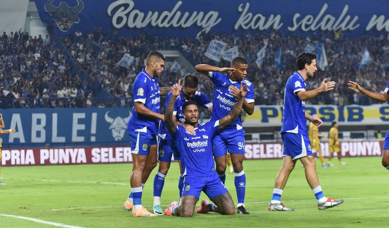 Klasemen Super League: Persib Kalahkan BFC, Borneo Tertekan, PSM Tersandung