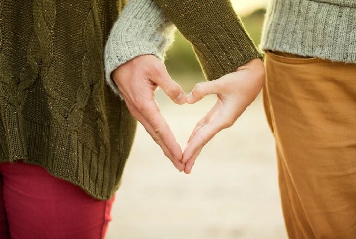 Ramalan Zodiak Aquarius 2026: Cinta, Karier, Keuangan, dan Kesehatan yang Menggembirakan