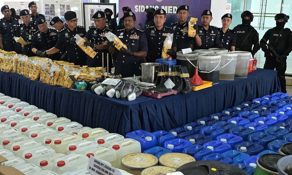 Malaysia busts international drug syndicate, seizing $375M worth of ...